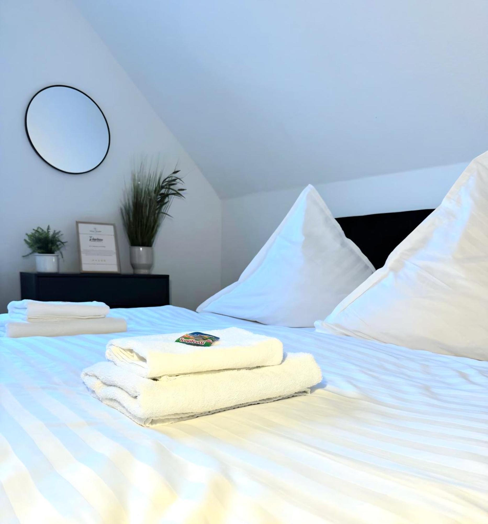 Ama Home Apartment In Hiddenhausen - Wlan, Smart-Tv - Nahe A30 & A2 - Nur 10 Min Von Herford Eksteriør bilde